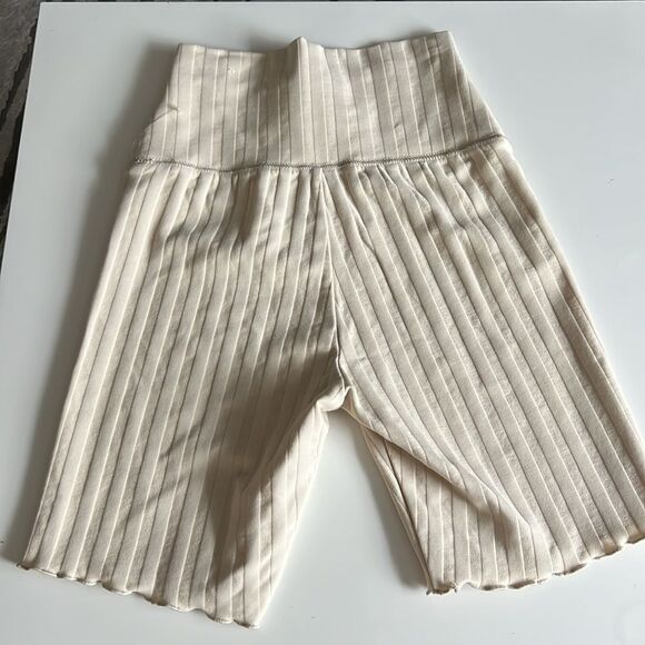 NWOT Aerie Offline OG Biker Shorts - Picture 3 of 7
